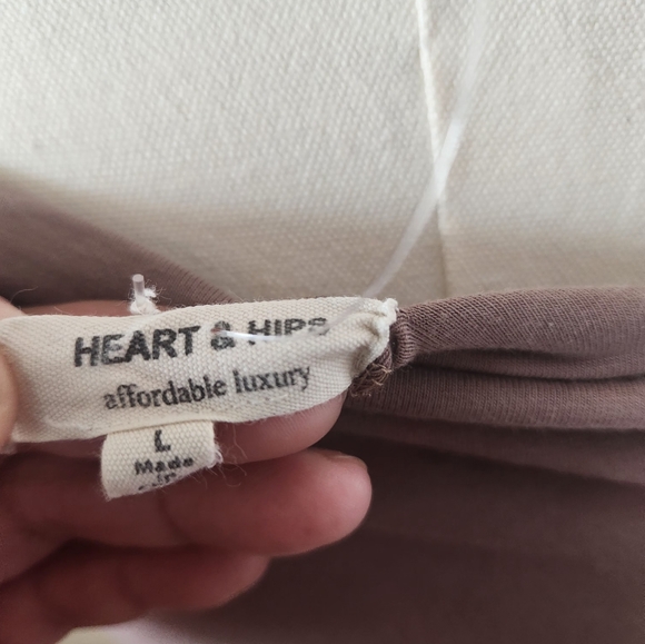 NWOT Heart & Hips Dress, Short sleeve, Midi Bodycon, Tan, L - Picture 3 of 4